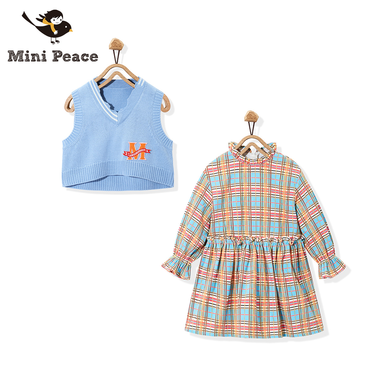 minipeace太平鸟童装女童刺绣贴布连衣裙f2fa94168
