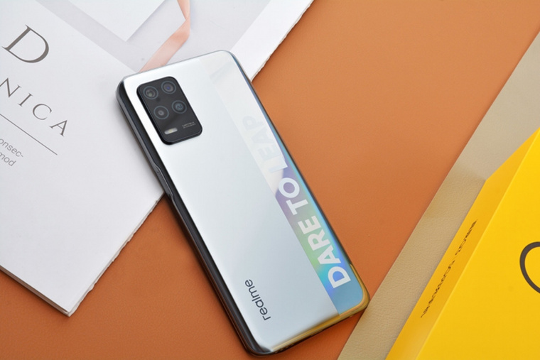 120hz高刷屏 骁龙750g,千元机皇会是realme 真我q3吗? - 好物清单