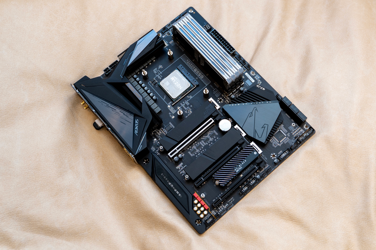 0顶级固态,三星pm9a1 512g测评 - 喵喵折