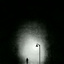 雨夜灯光下的梦