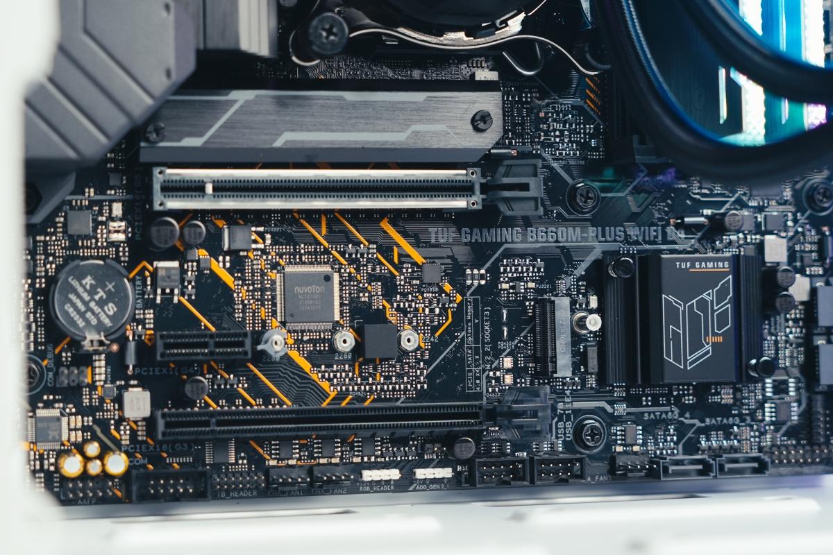华硕b660重炮手ddr5