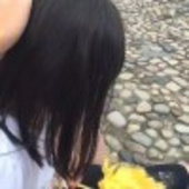 慕里灰芊卉