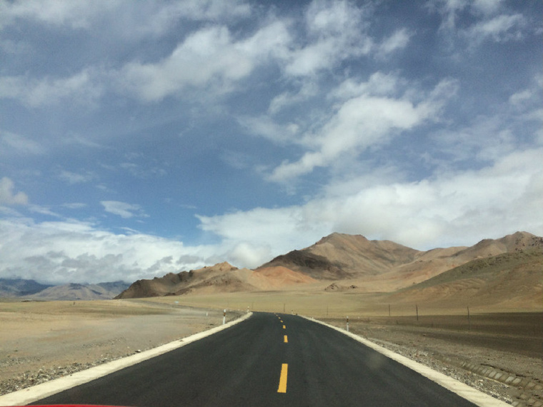 一个好姑娘一匹小野马一路向西行单车闯新藏